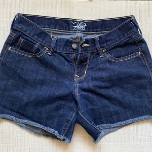 the old navy flirt jean short, stretchy, never been worn but tried on, dark blue